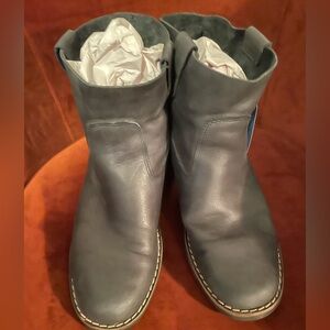 Roots Women's Blue Gray Ankle Boots